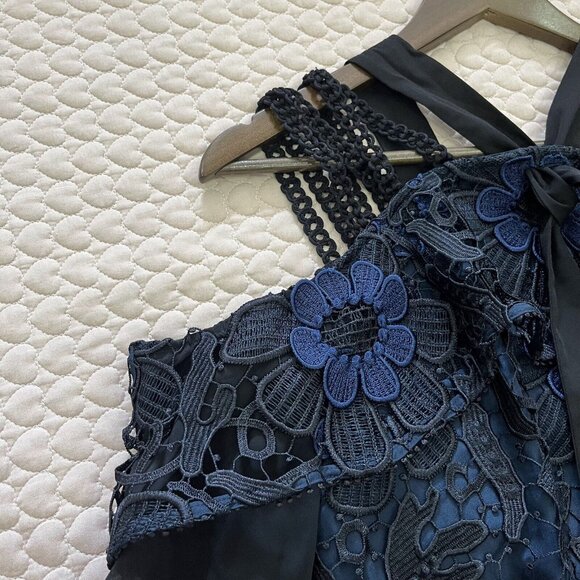 NWT Self Portrait Navy 3D Cold Shoulder Floral Guipure LACE Mini Dress Sz 8 - Picture 13 of 14